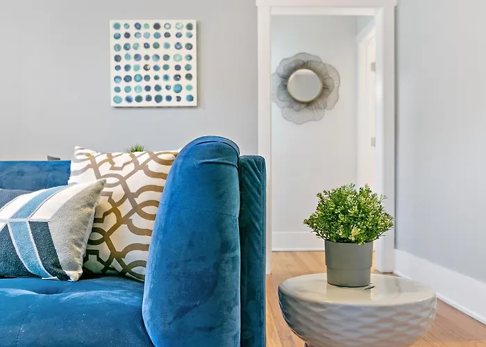1br Tranquil & Airy In Lincoln Square - Campbell Rep Chicago